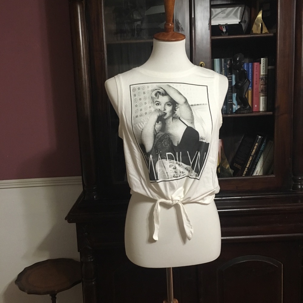 Hollywood Legends Marilyn Monroe sleeveless crop